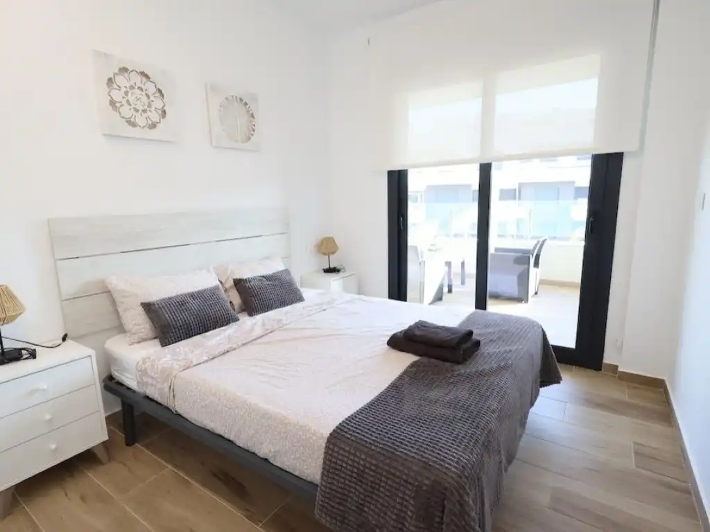 Habitación de Apartamento en venta en Orihuela con Terraza