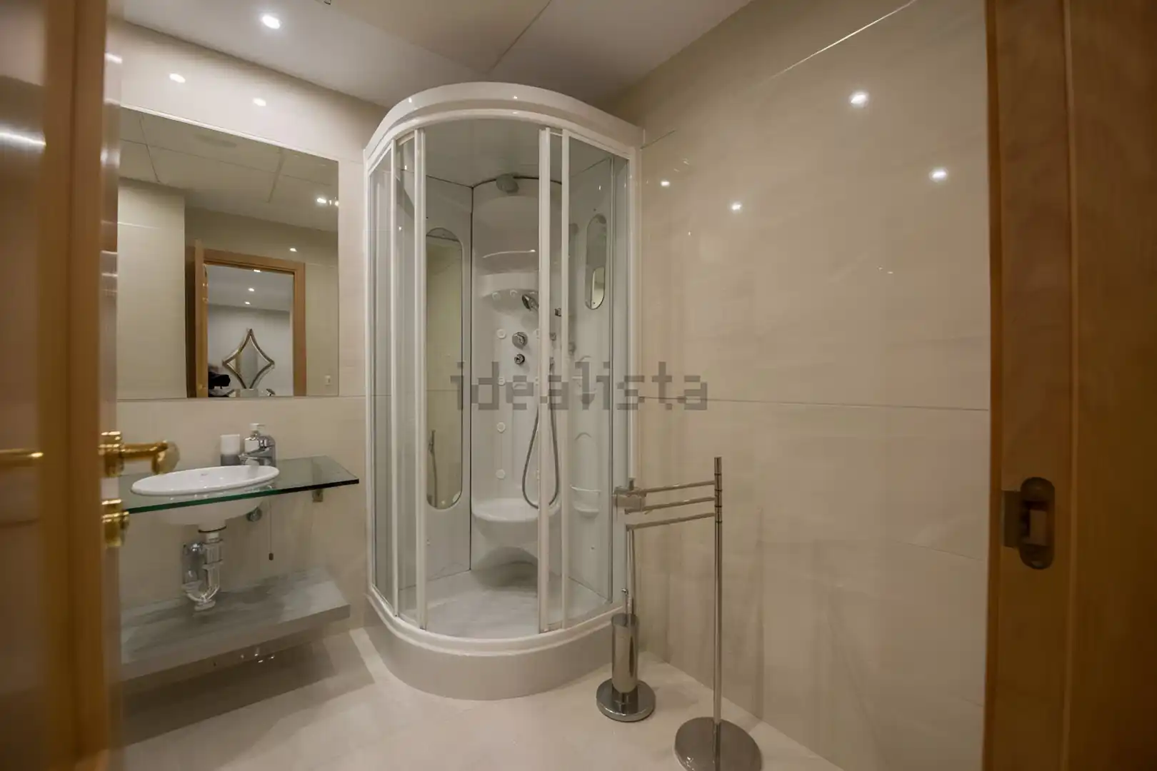 Apartamento con piscina en venta en Selwo, imagen 23