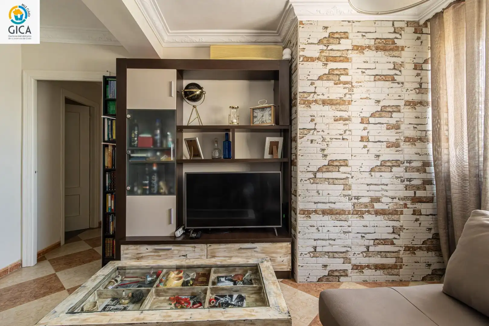 Living room of Flat for sale in Jerez de la Frontera  with Air Conditioner