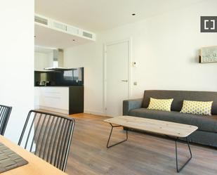 Living room of Flat to rent in  Barcelona Capital  with Air Conditioner, Heating and Furnished