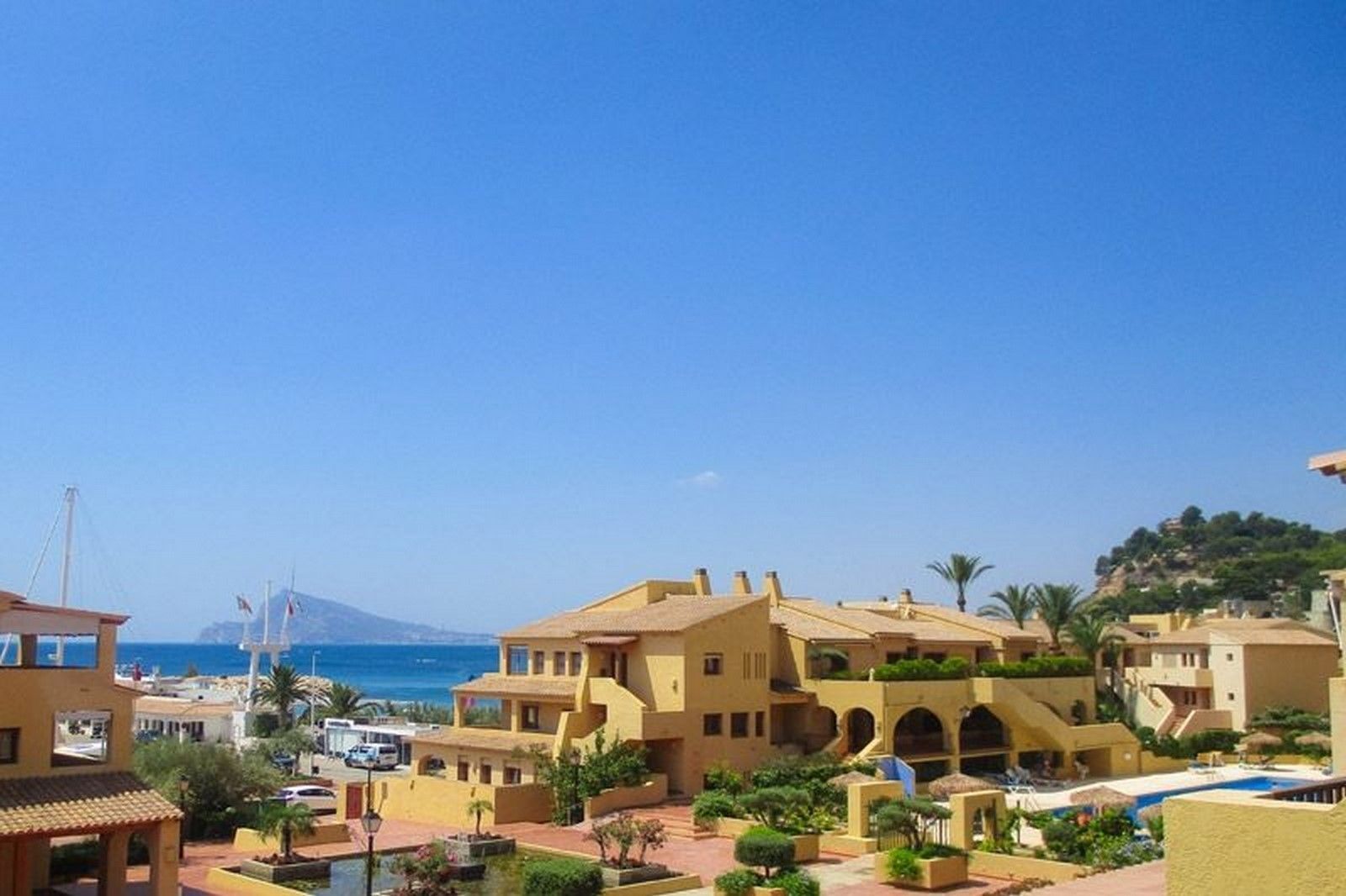 Vista exterior de Apartament de lloguer en Altea amb Aire condicionat, Calefacció i Terrassa