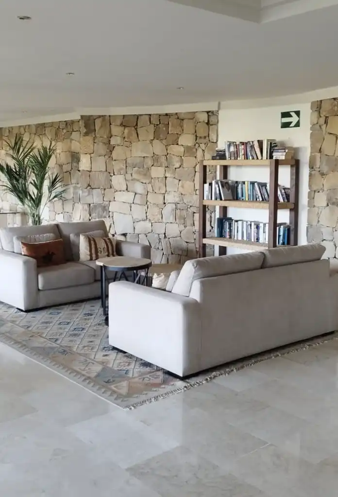 Wohnzimmer von Wohnung zur Miete in Marbella mit Klimaanlage, Heizung und Terrasse