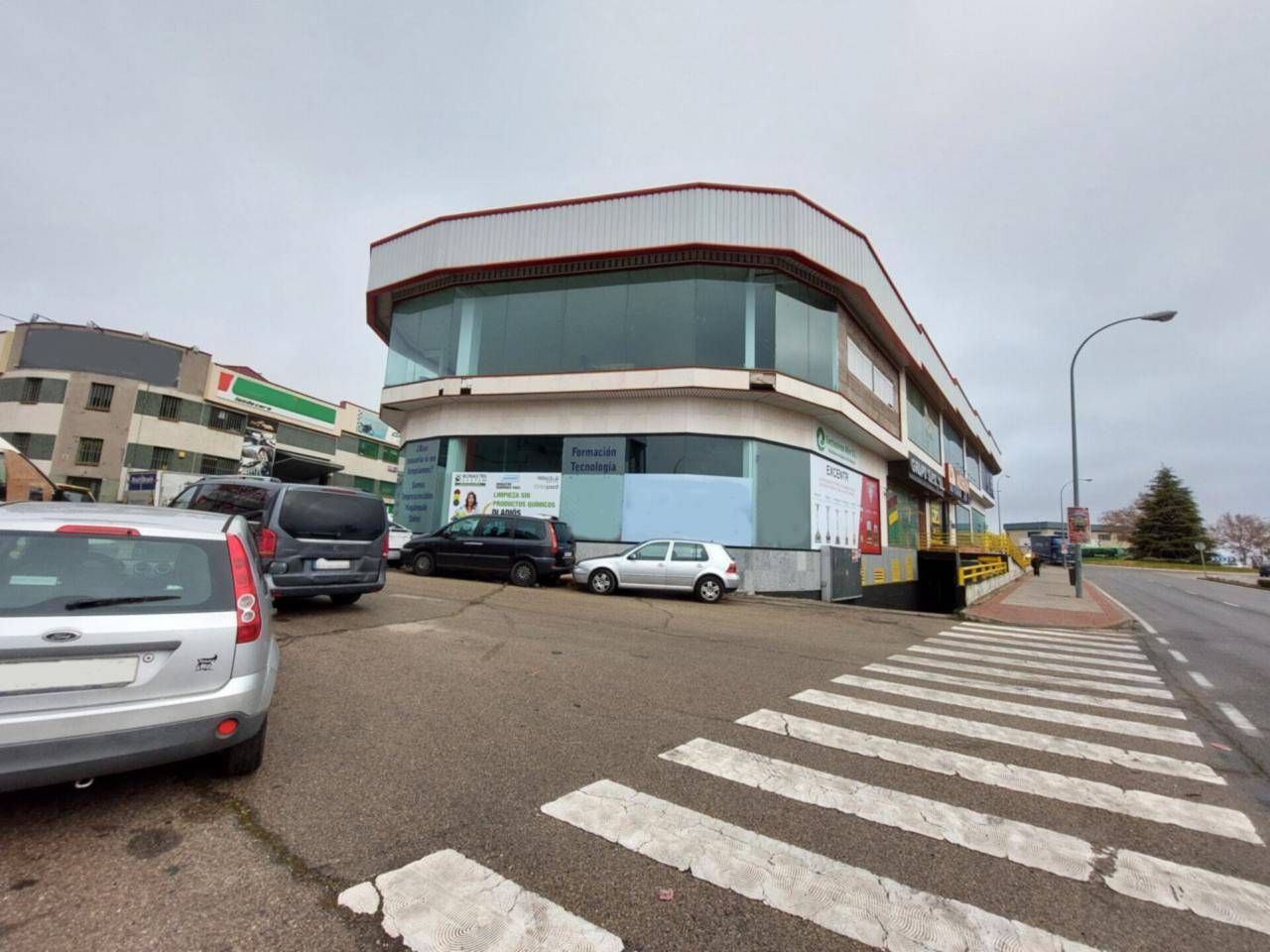 Exterior view of Industrial buildings for sale in Fuenlabrada