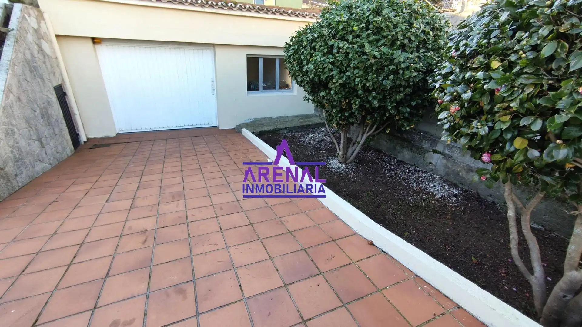 Jardí de Casa o xalet en venda en A Pobra do Caramiñal amb Calefacció, Jardí privat i Terrassa