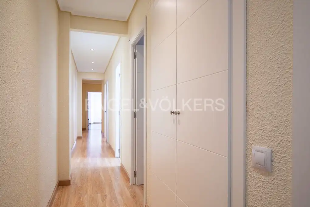Flat for rent in Valencia  with Heating, Parquet flooring and Terrace