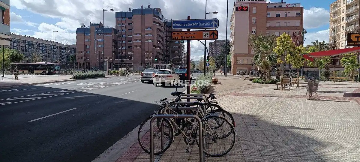 Business premises for sale in vara de rey, imagen 15