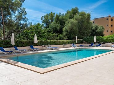 Apartament amb piscina en venda a Ponent