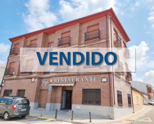 Building for sale in Cebolla