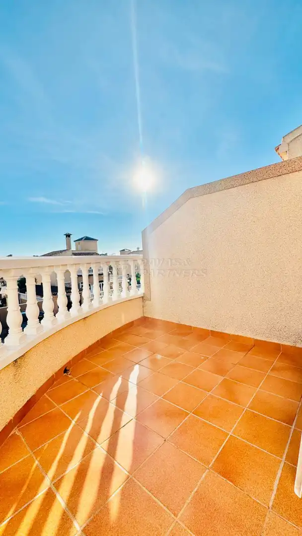 Terrassa de Casa adosada en venda en Orihuela amb Jardí privat, Terrassa i Piscina comunitària
