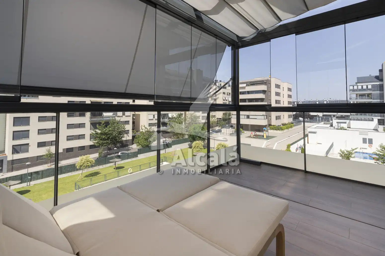 Terrassa de Àtic en venda en Rivas-Vaciamadrid amb Aire condicionat, Calefacció i Jardí privat