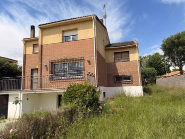 Villa zum Verkauf in Calle CUENCA