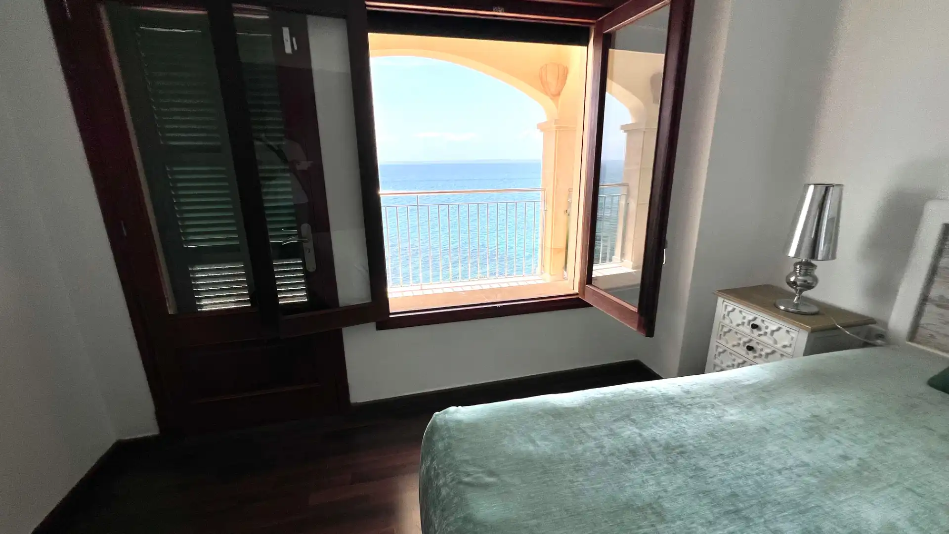 Bedroom of Flat for rent in Alcúdia  with Air Conditioner, Parquet flooring and Terrace