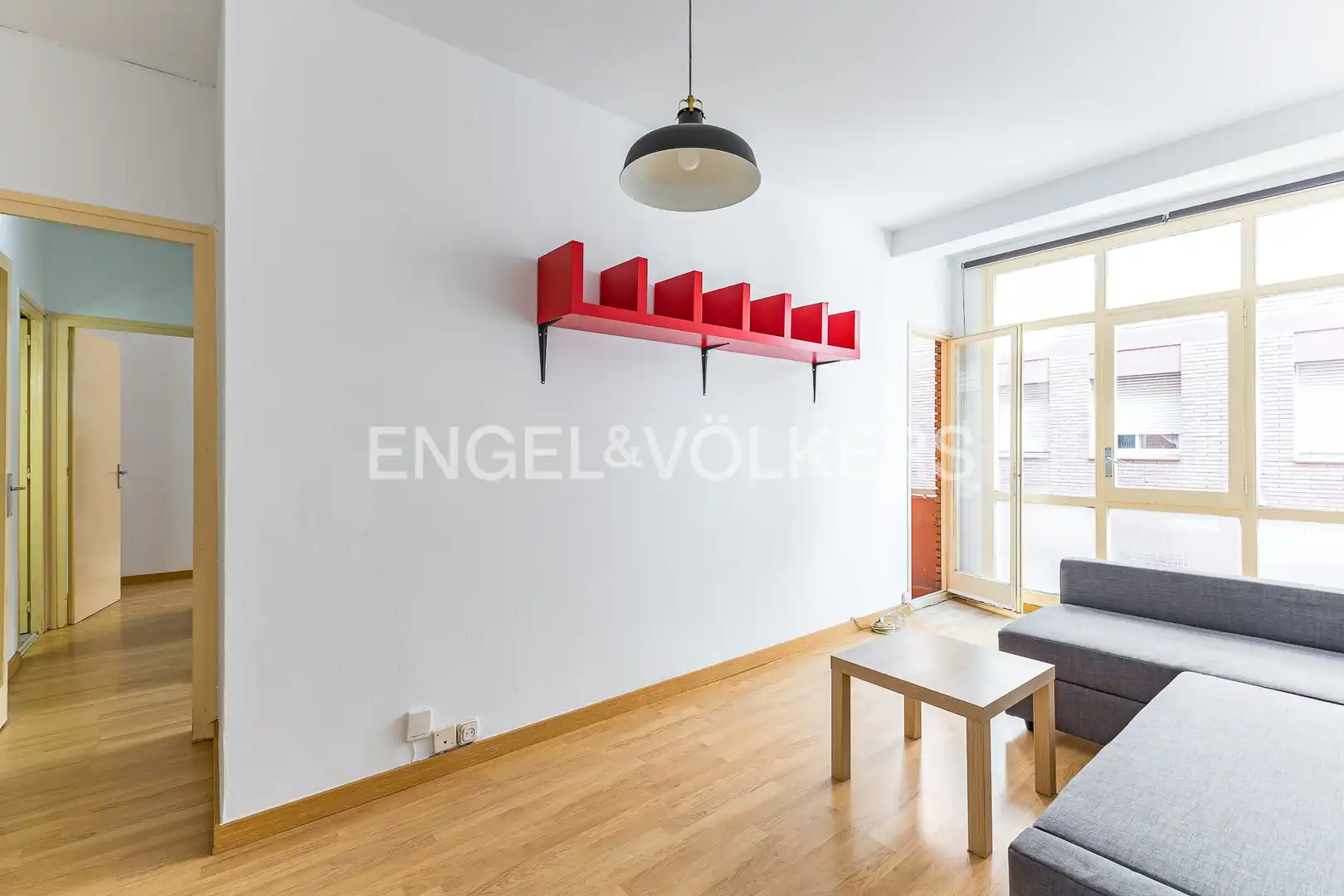 Living room of Flat for rent in Barcelona  with Heating, Furnished and Balcony