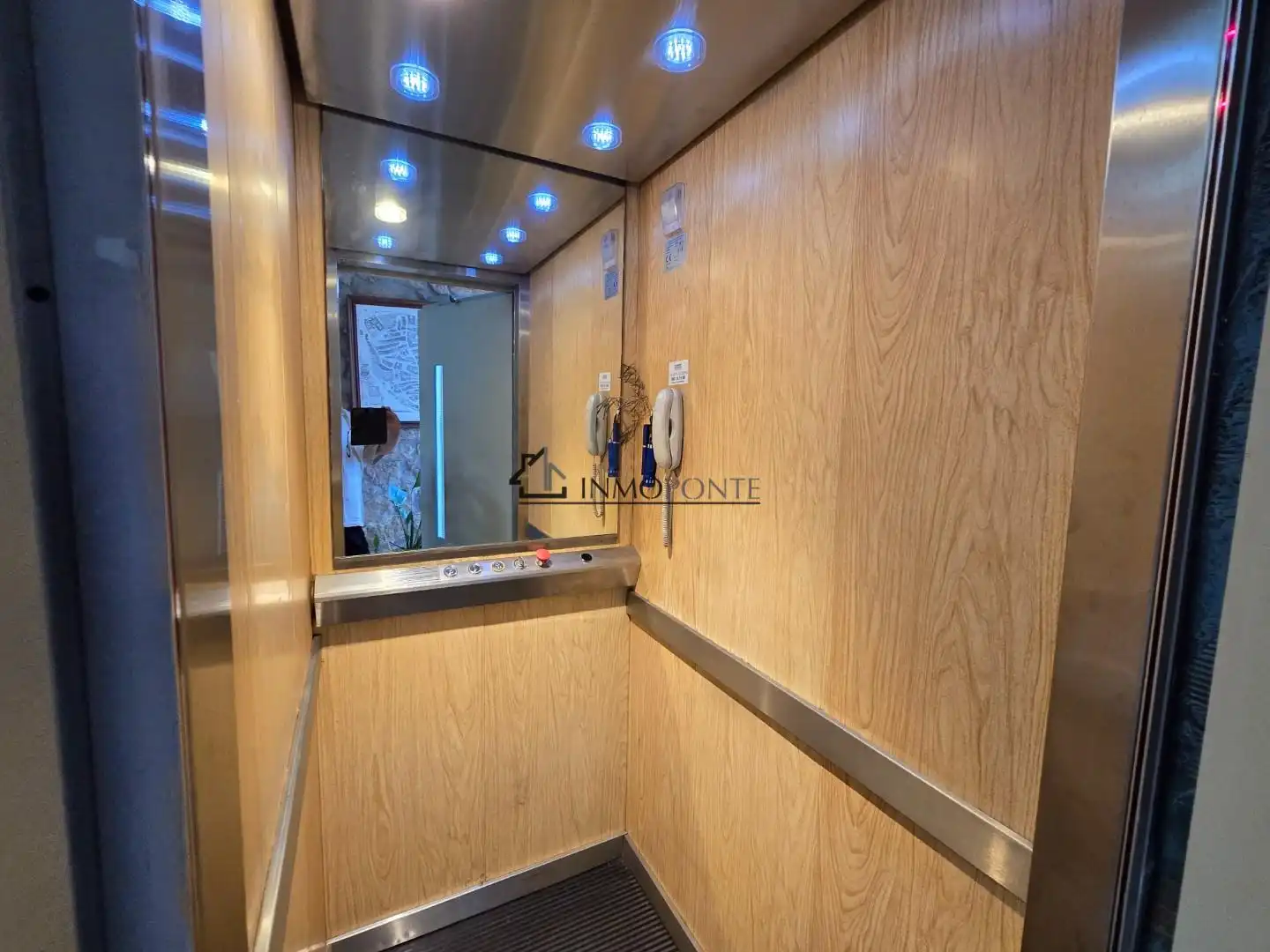 Casa o chalet en venta en Pontevedra Capital  con Calefacción, Jardín privado y Terraza