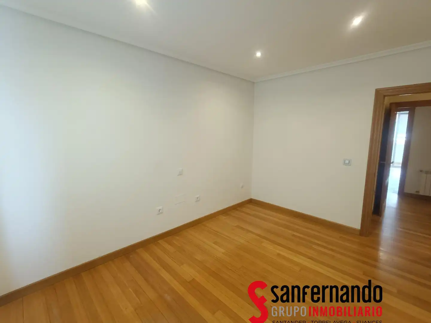 Flat for rent in Piélagos  with Heating and Parquet flooring
