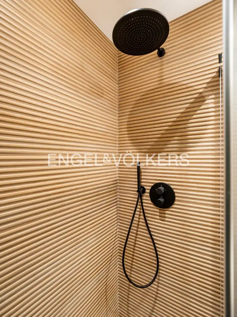 Badezimmer von Wohnung zur Miete in Madrid mit Klimaanlage, Heizung und Terrasse