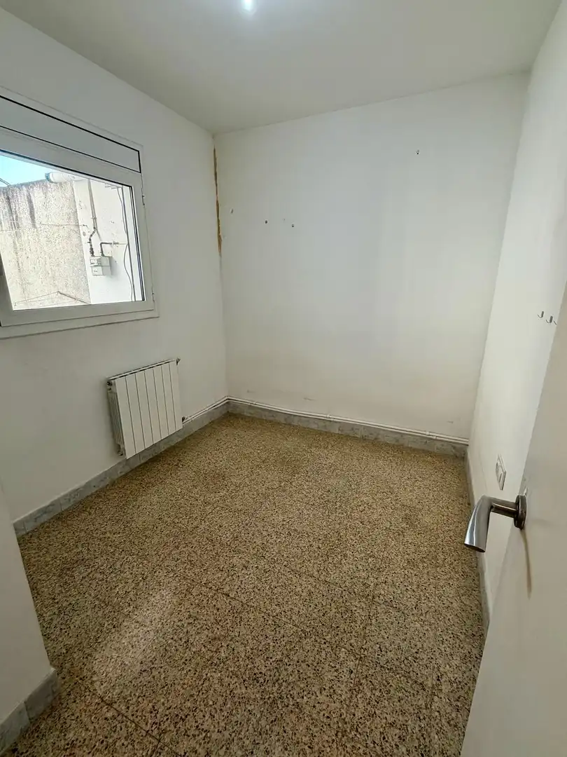 Habitación de Piso en venta en Igualada con Calefacción y Terraza