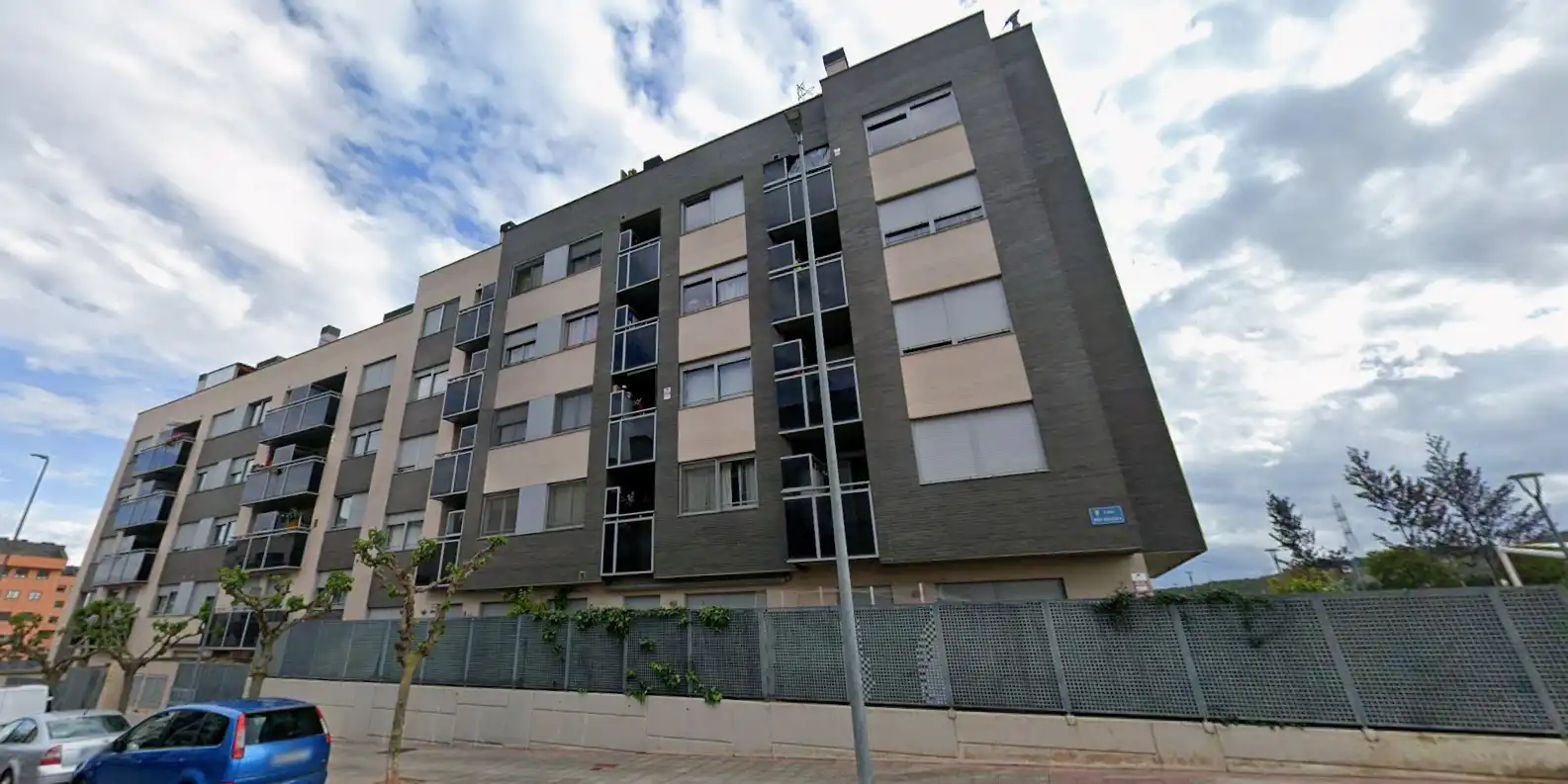 Vista exterior de Pis en venda en Lardero