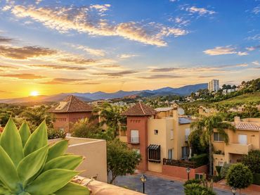 Adosado con piscina en venta en Nueva Andalucía