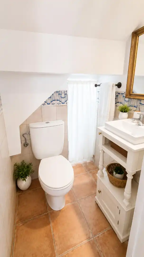 Baño de Casa adosada en venta en Marbella con Aire acondicionado, Jardín privado y Horno