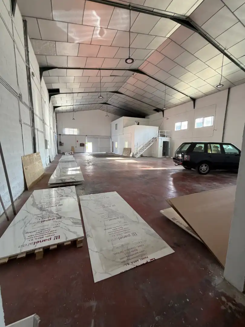 Industrial building for sale in Albolote