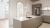 Kitchen of Flat for sale in  Barcelona Capital  with Air Conditioner, Terrace and Balcony