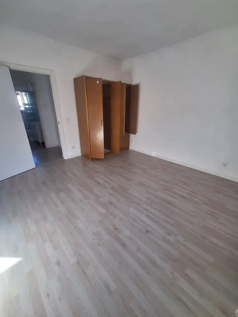 Schlafzimmer von Wohnung zum Verkauf in Madrid mit Heizung und Ofen