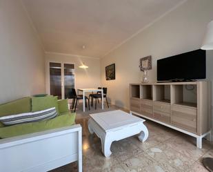 Living room of Flat to rent in Santa Coloma de Gramenet  with Balcony