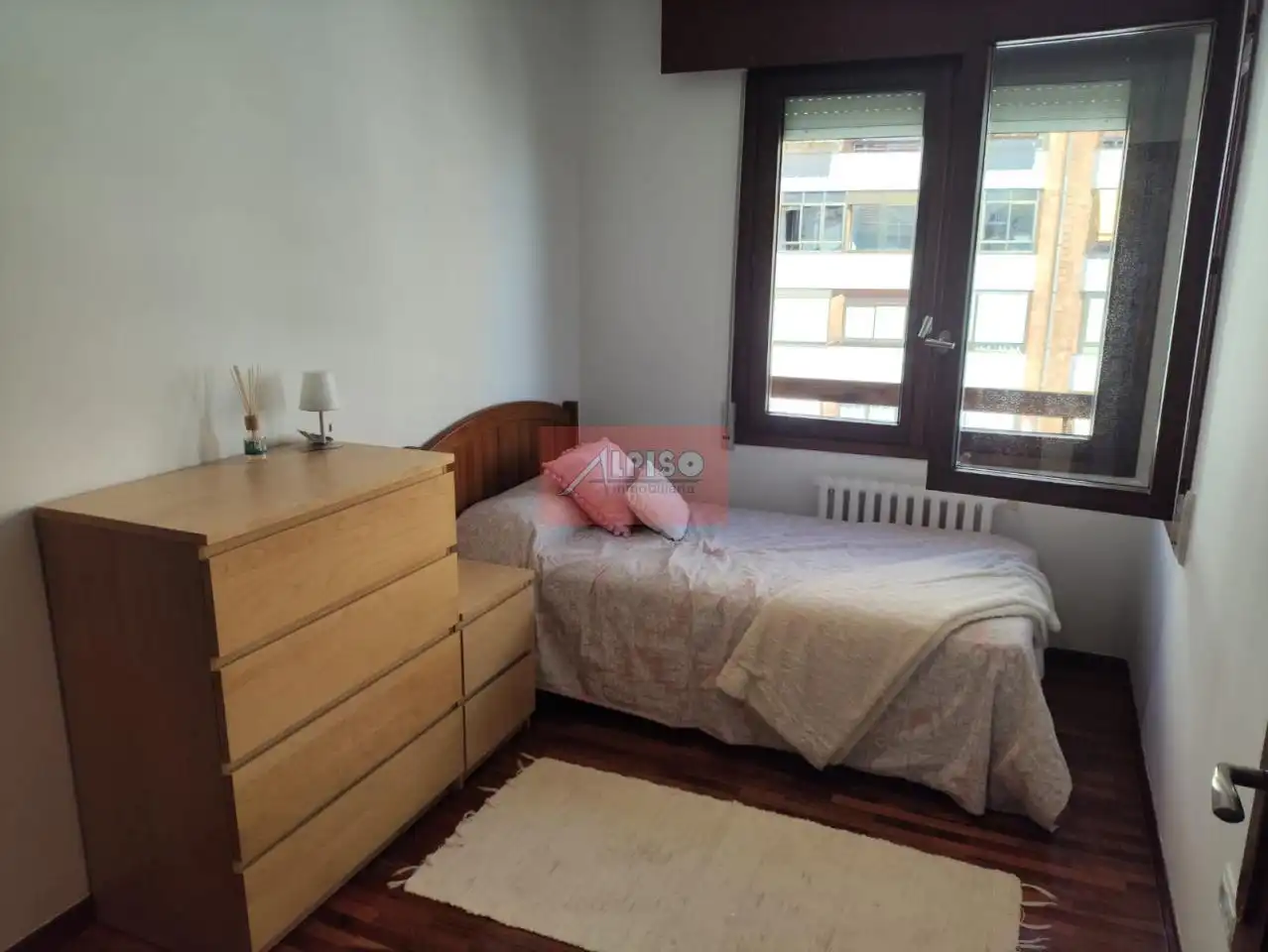Bedroom of Flat for rent in Ourense Capital   with Air Conditioner, Heating and Parquet flooring