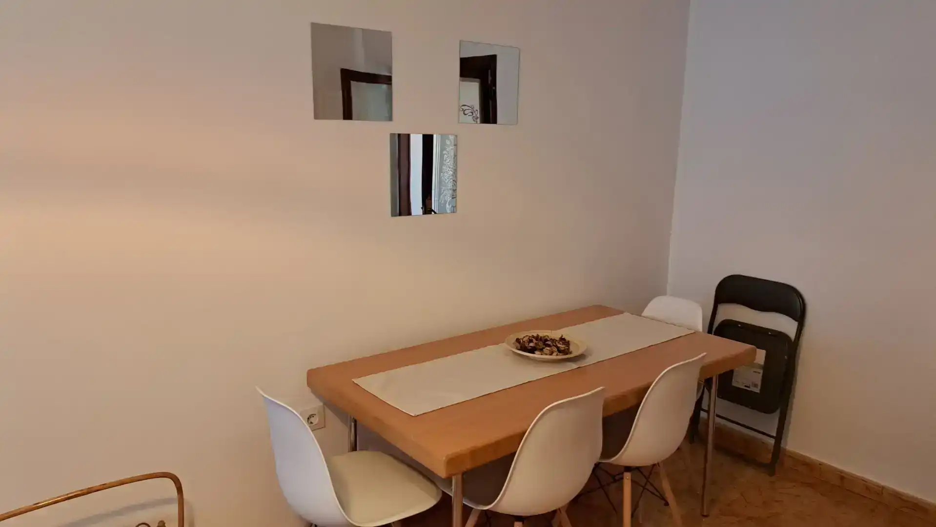Esszimmer von Wohnung zur Miete in  Sevilla Capital mit Klimaanlage und Balkon