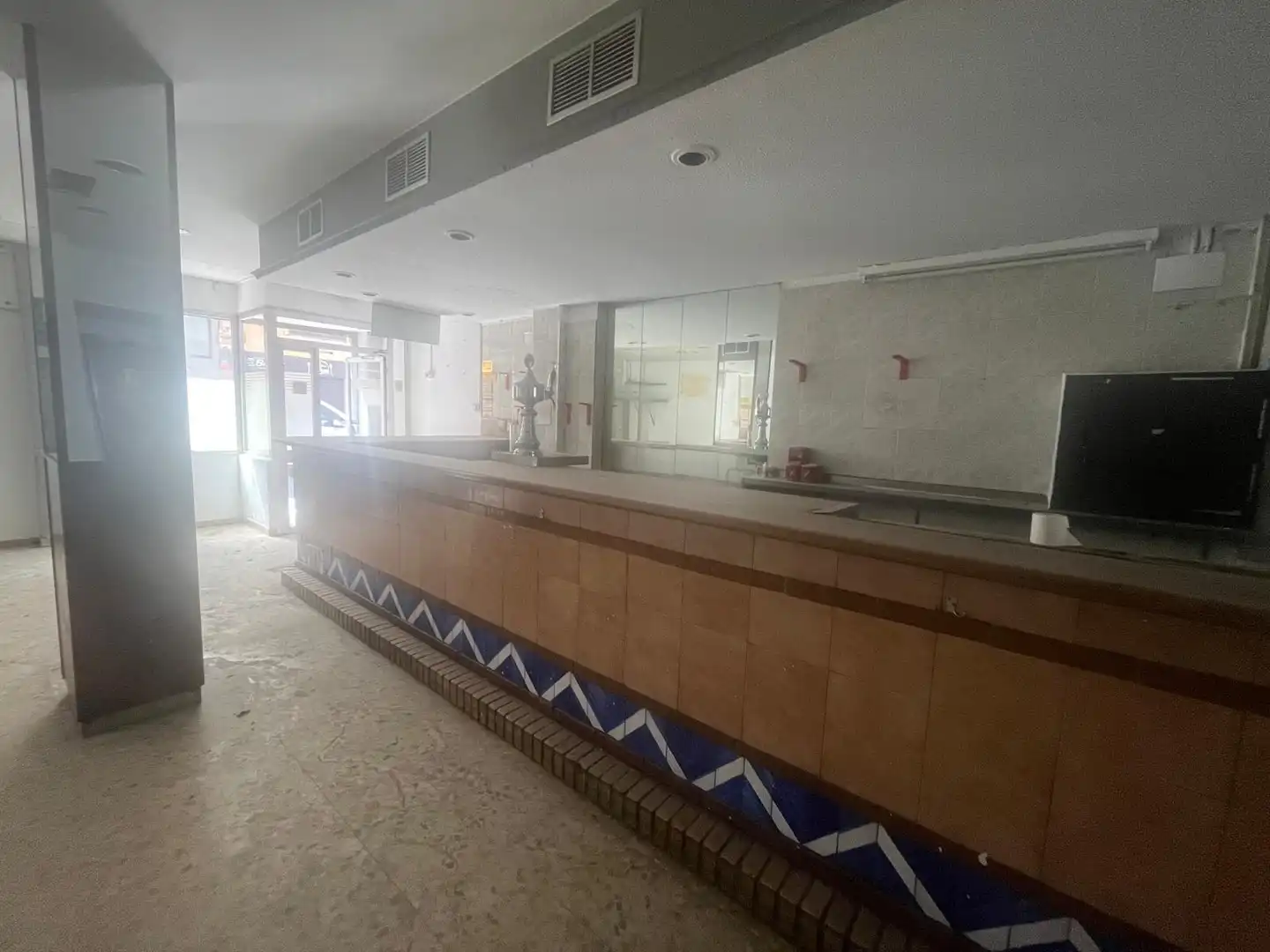 Local comercial en venta en Calle de Tarragona 36, imagen 5