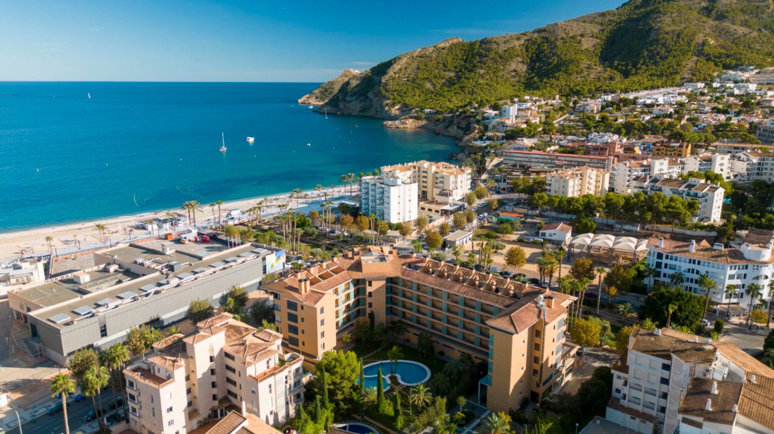 Vista exterior de Apartament en venda en L'Alfàs del Pi amb Aire condicionat, Calefacció i Jardí privat