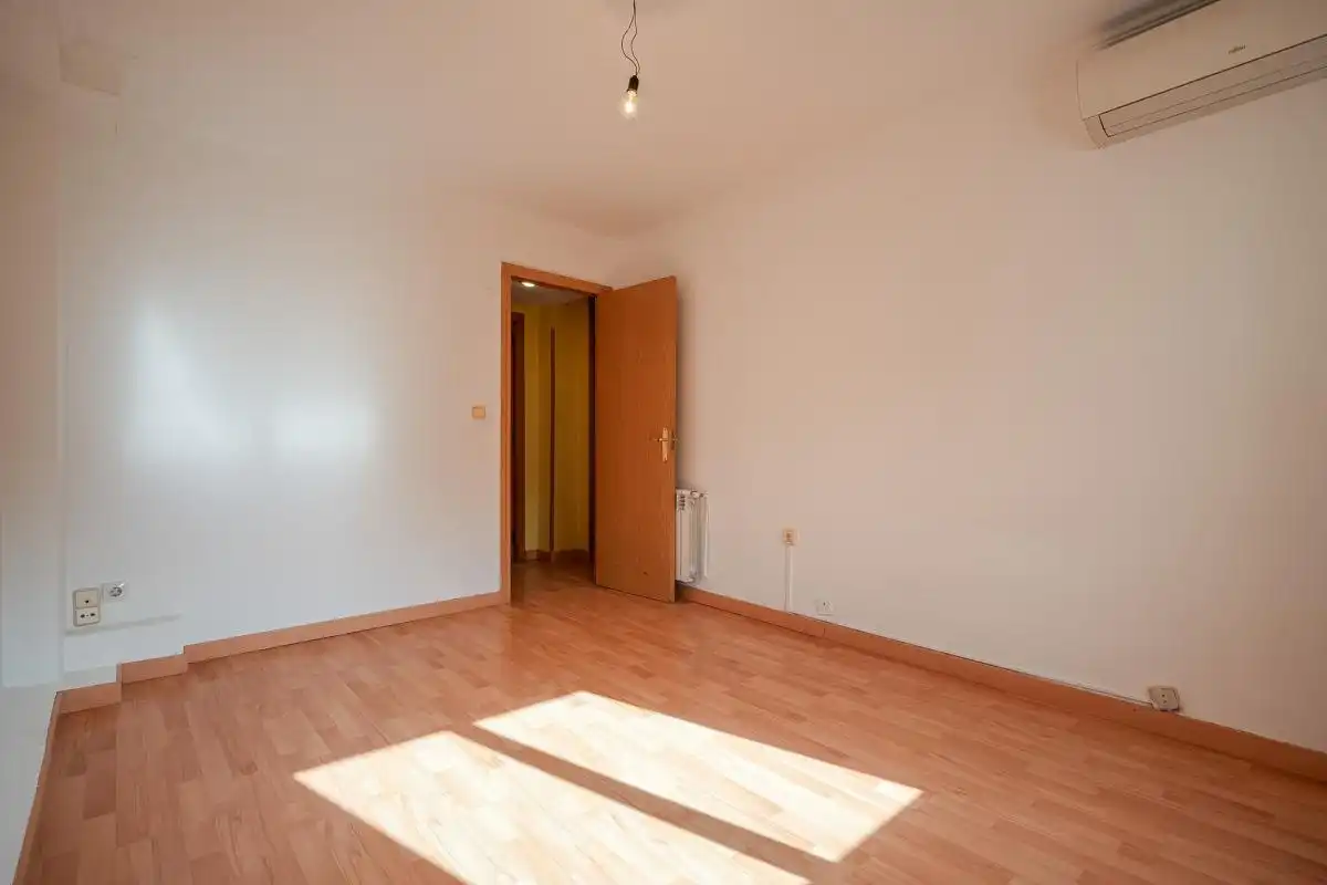 Habitación de Piso en venta en Madrid con Aire acondicionado, Calefacción y Terraza