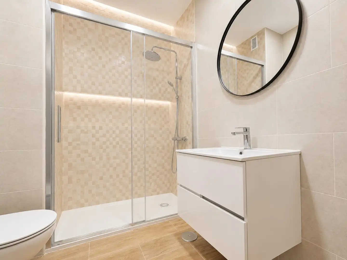 Bathroom of Flat for share in Güímar  with Terrace, Furnished and Oven