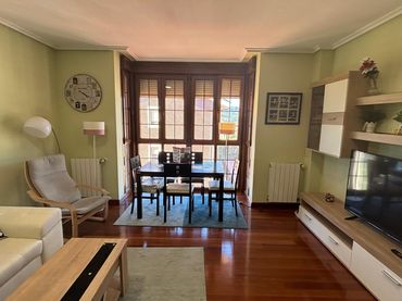 Flat with balcony for sale in Barrio la Somadilla 31A