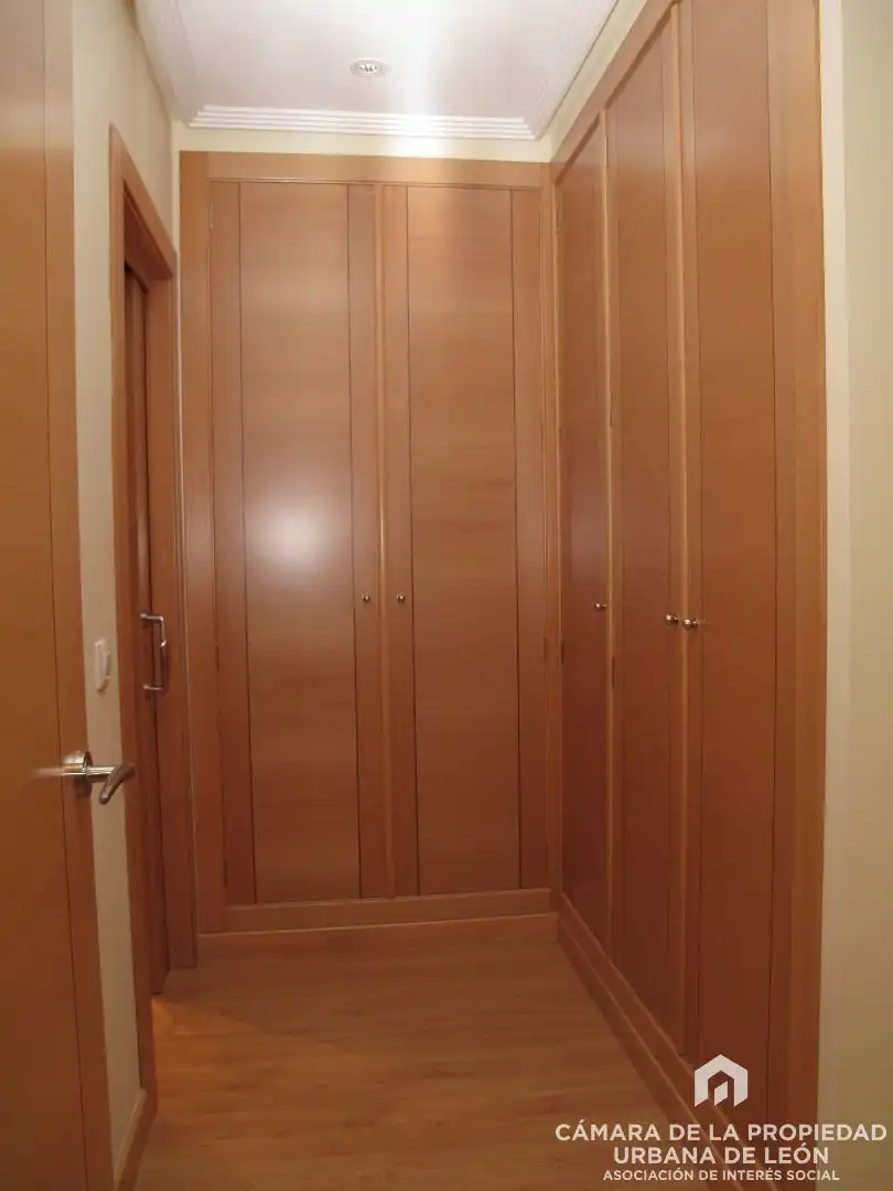 Bedroom of Flat for rent in León Capital   with Heating, Terrace and Furnished