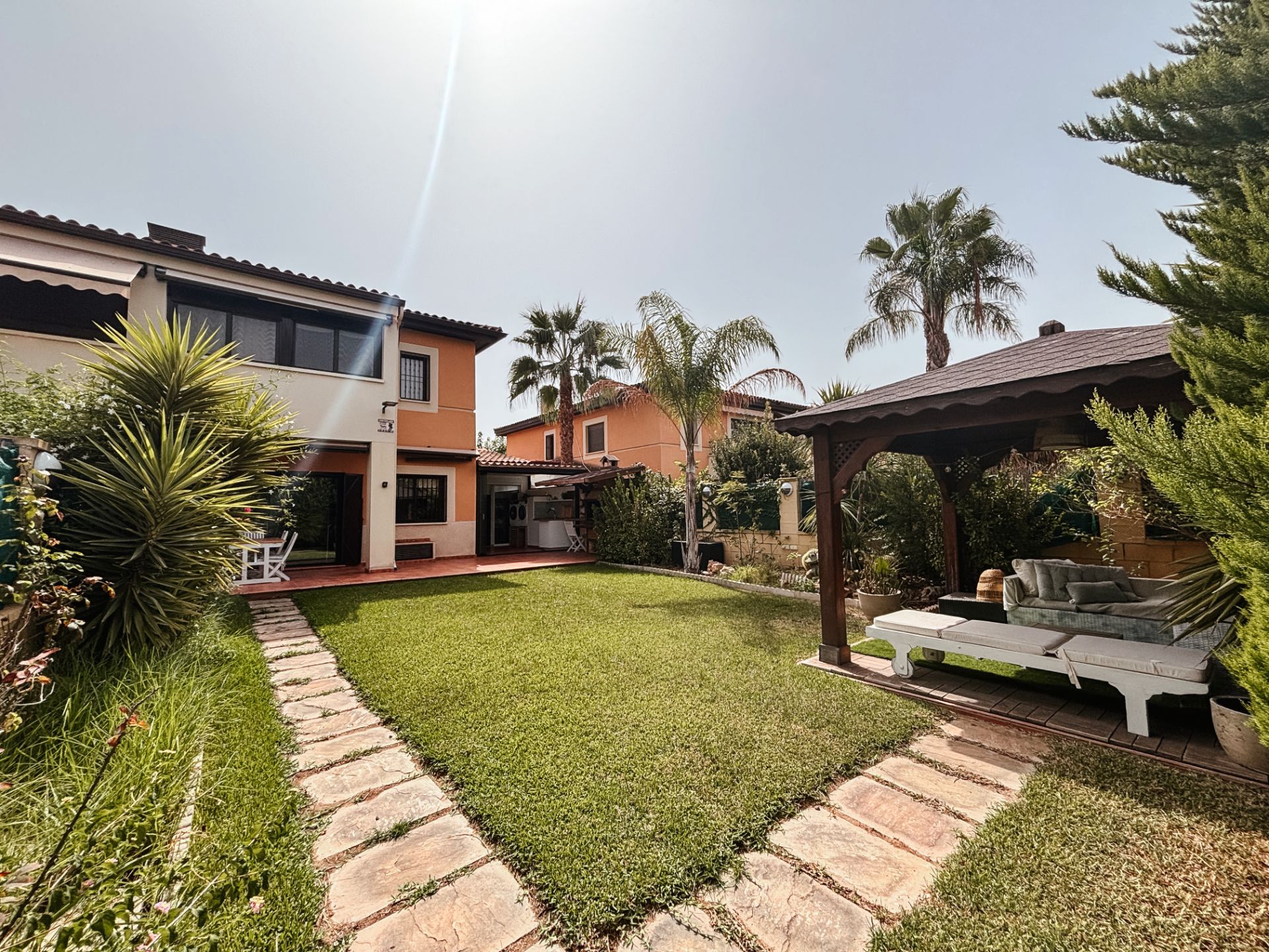 Garden of House or chalet for sale in Alicante / Alacant  with Air Conditioner, Heating and Private garden