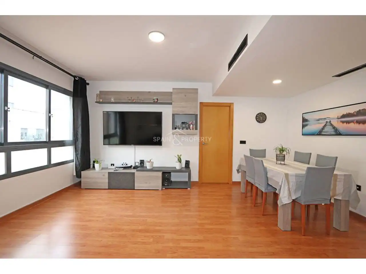 Sala de estar de Piso en venta en Montserrat con Aire acondicionado, Terraza y Piscina comunitaria