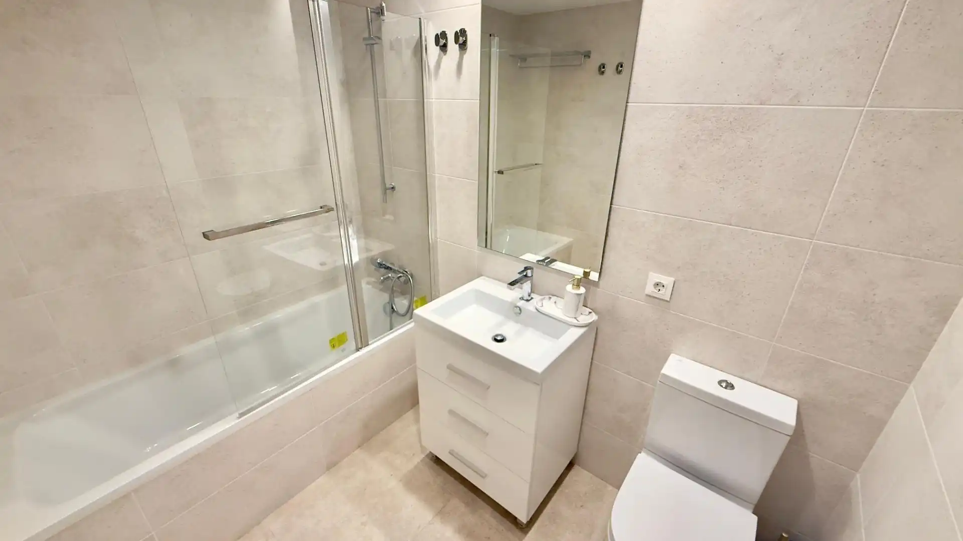 Apartamento con piscina en venta en Avenida CAT SOLER, imagen 16