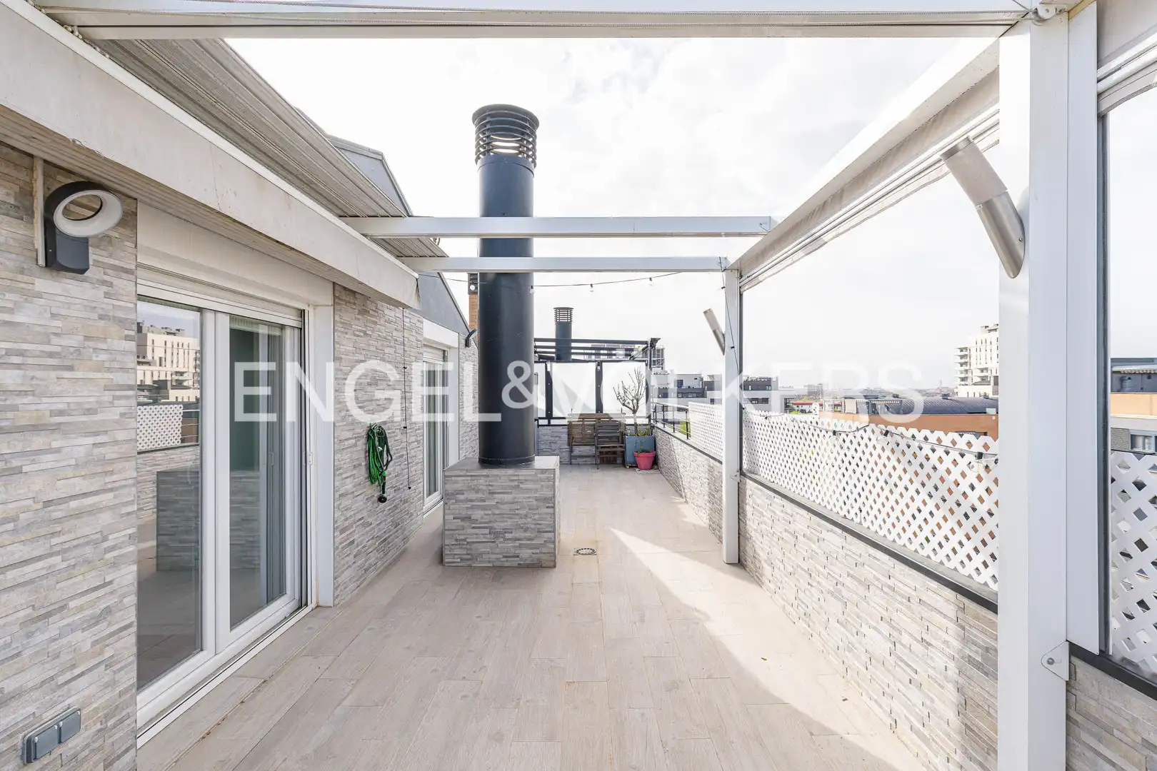 Terraza de Dúplex en venta en Alcorcón con Aire acondicionado, Calefacción y Jardín privado