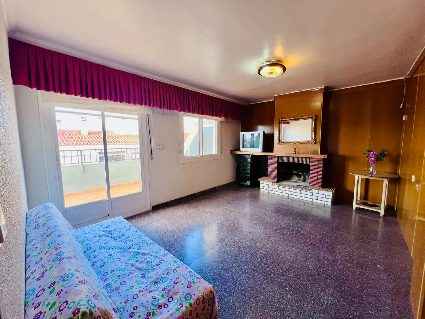 Sala de estar de Ático en venta en Petrer con Calefacción, Terraza y Horno
