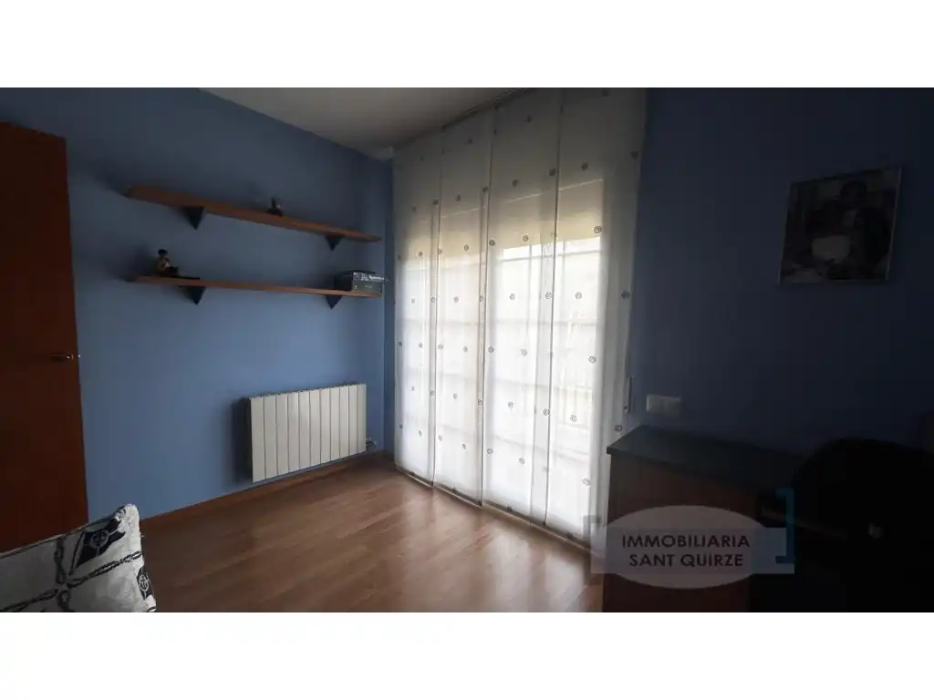 Dormitori de Casa o xalet en venda en Sant Quirze del Vallès