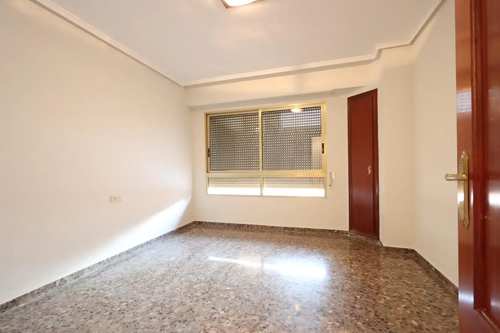 Flat for rent in Benaguasil  with Balcony