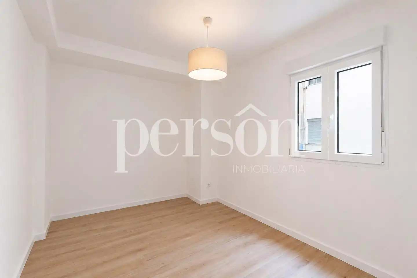 Habitación de Piso en venta en Valencia con Aire acondicionado, Calefacción y Balcón