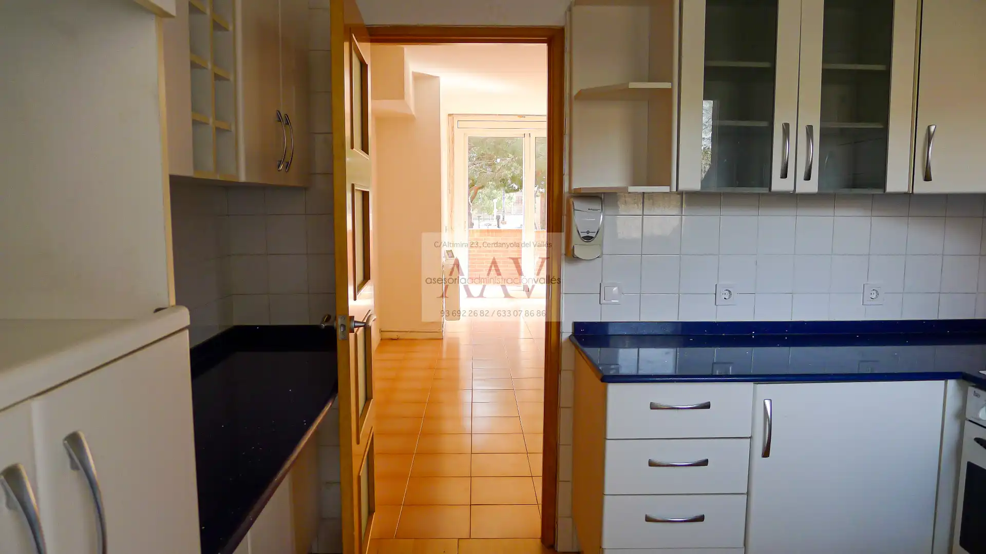 Küche von Maisonette zum Verkauf in Matadepera mit Klimaanlage, Heizung und Privatgarten