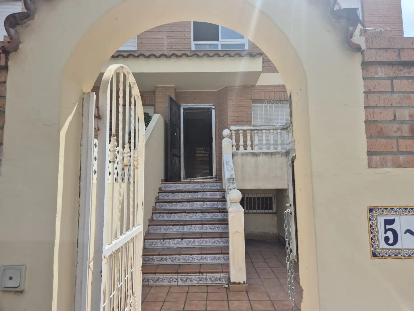 Vista exterior de Casa adosada en venta en Gandia con Terraza y Trastero