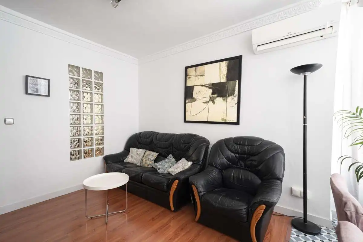 Sala de estar de Piso de alquiler en Granada con Aire acondicionado, Calefacción y Amueblado