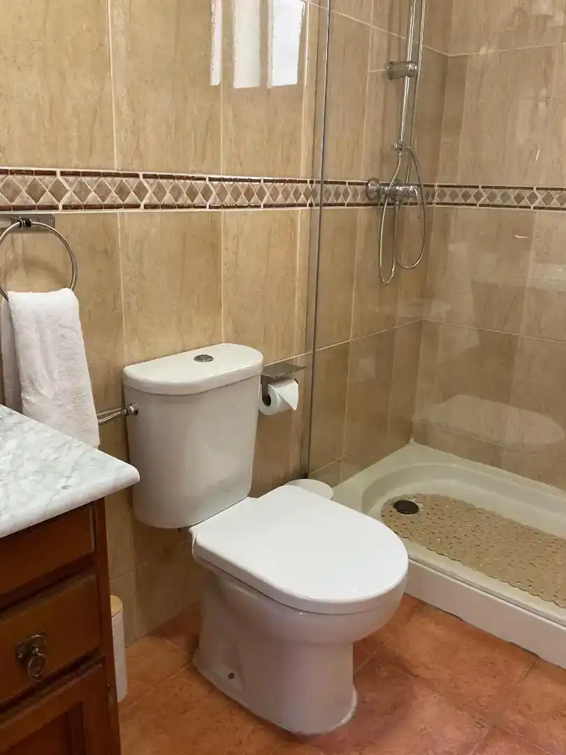 Bany de Apartament de lloguer en Vera amb Aire condicionat, Jardí privat i Piscina