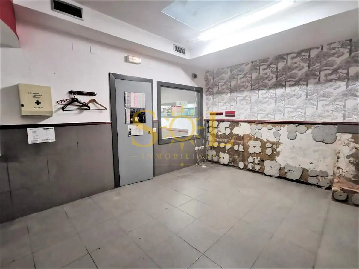 Local comercial en venda a Calle Alfonso V 11, imagen 13