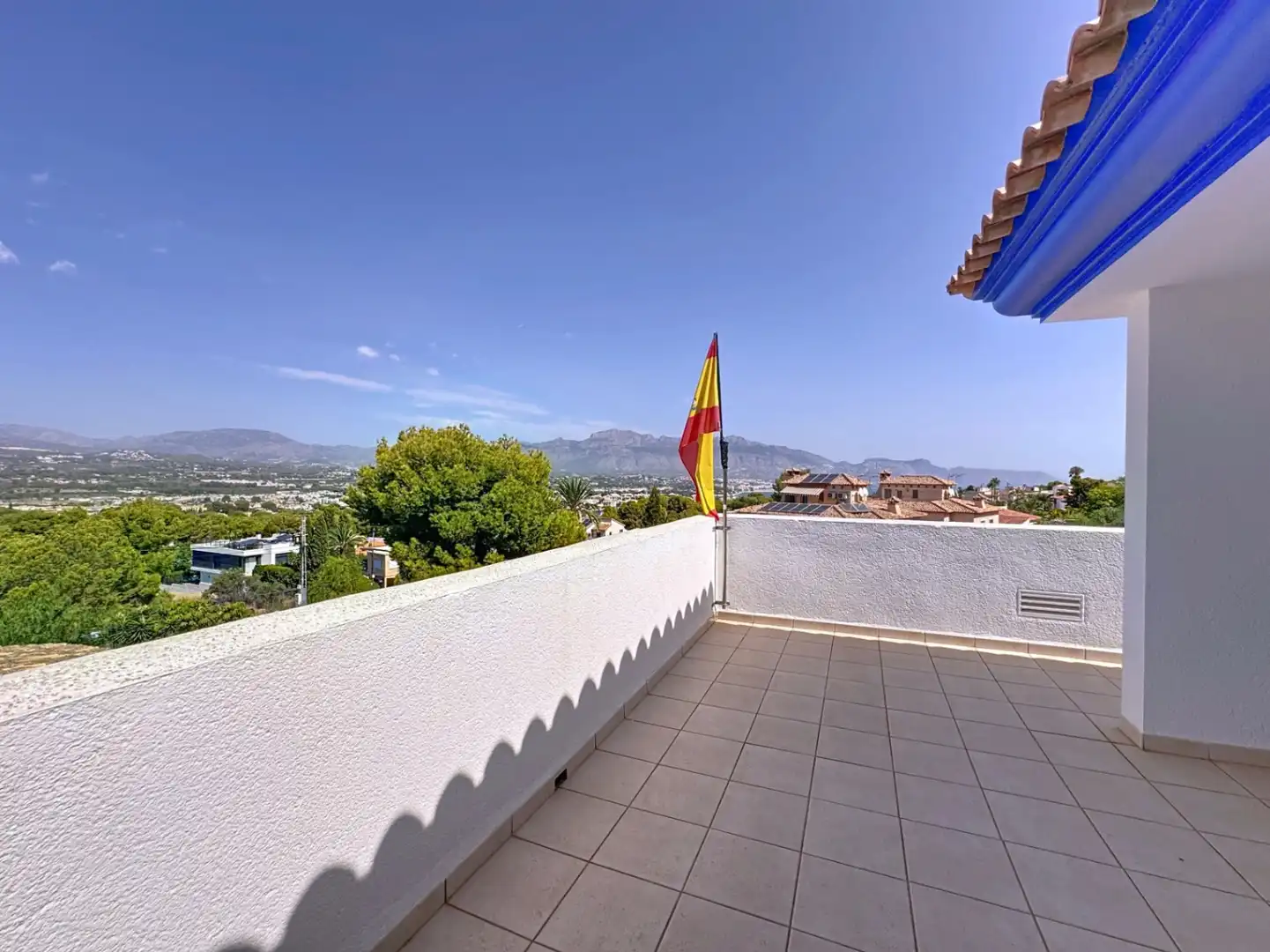 Terrassa de Casa adosada en venda en L'Alfàs del Pi amb Aire condicionat, Jardí privat i Terrassa